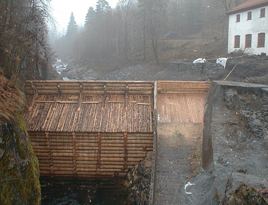 Dammen i 2003