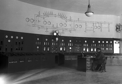 Betjeningssal på Smestad, fotografert mot slutten av 1920- årene