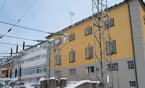 Koblingsanlegget og hovedbygningen
