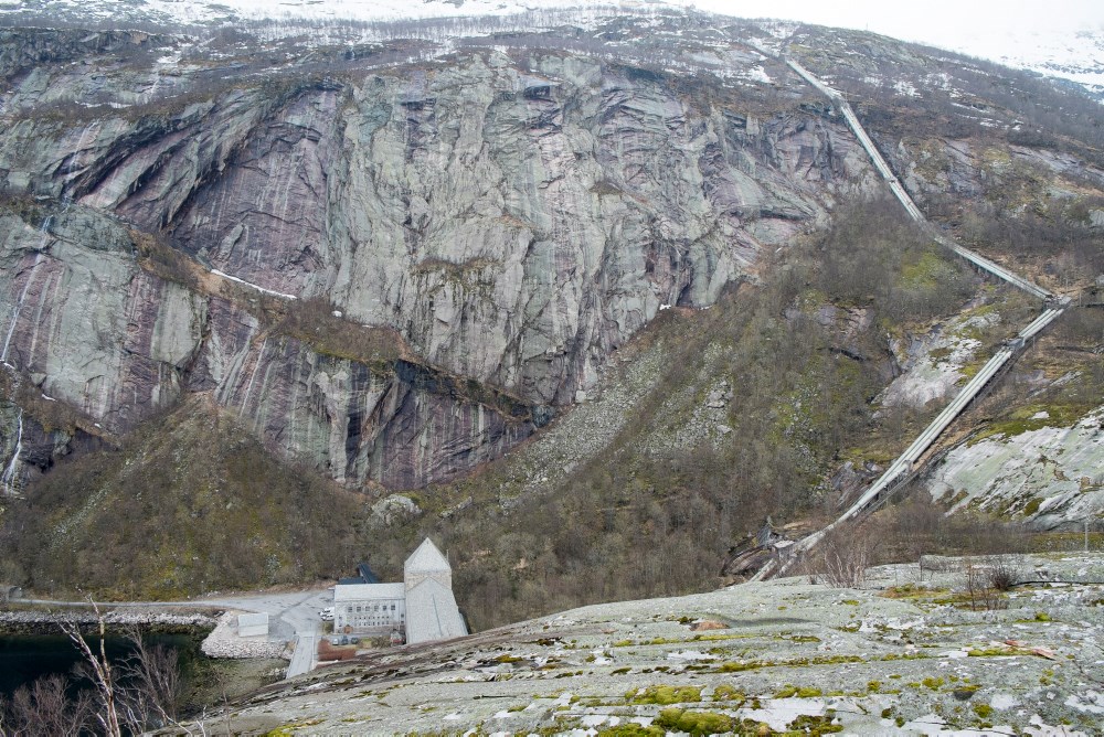 Glomfjord kraftverk og rørgate